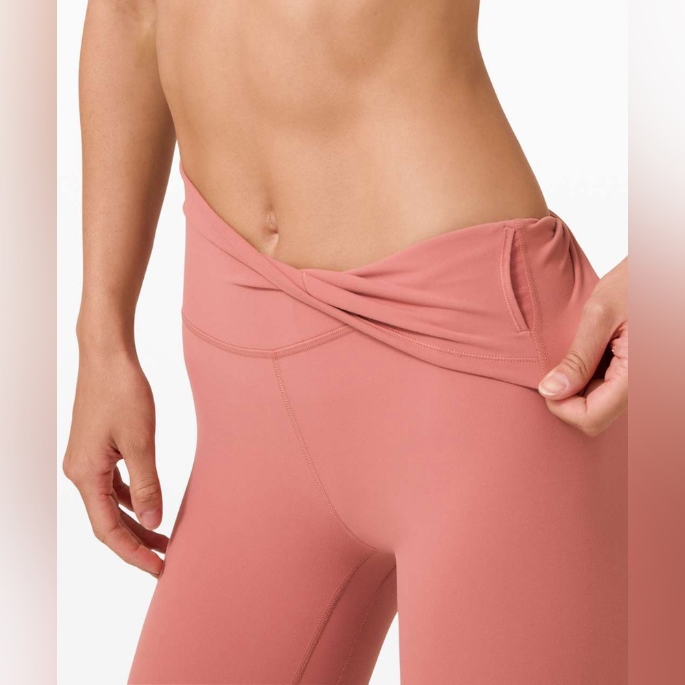 NWOT Lululemon Align High-Rise Leggings 25" briar rose salmon peachy pink size 4 - Picture 3 of 9